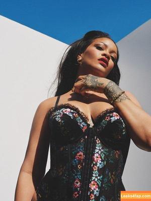 Rihanna photo #4604