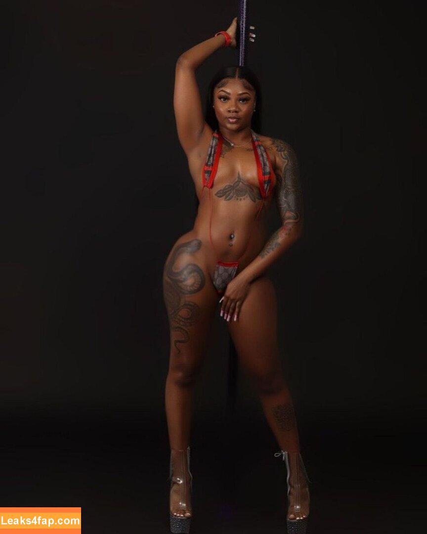 Riiah.Rosae / riiah.rosae2 leaked photo photo #0029