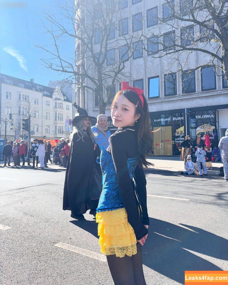 rikaaaa__aaa /  leaked photo photo #0001