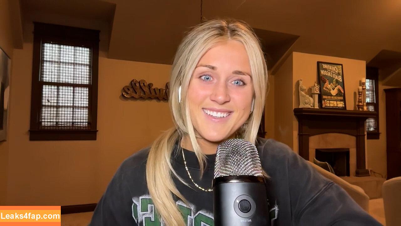 Riley Gaines /  leaked photo photo #0008