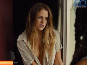 Riley Keough photo #0141