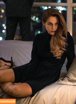 Riley Keough photo #0142
