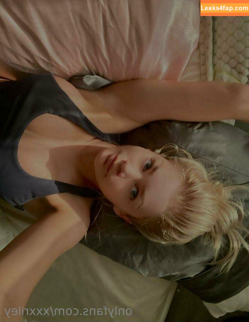 Riley Steele / rileyxinsta / xxxRiley слитое фото фото #0101