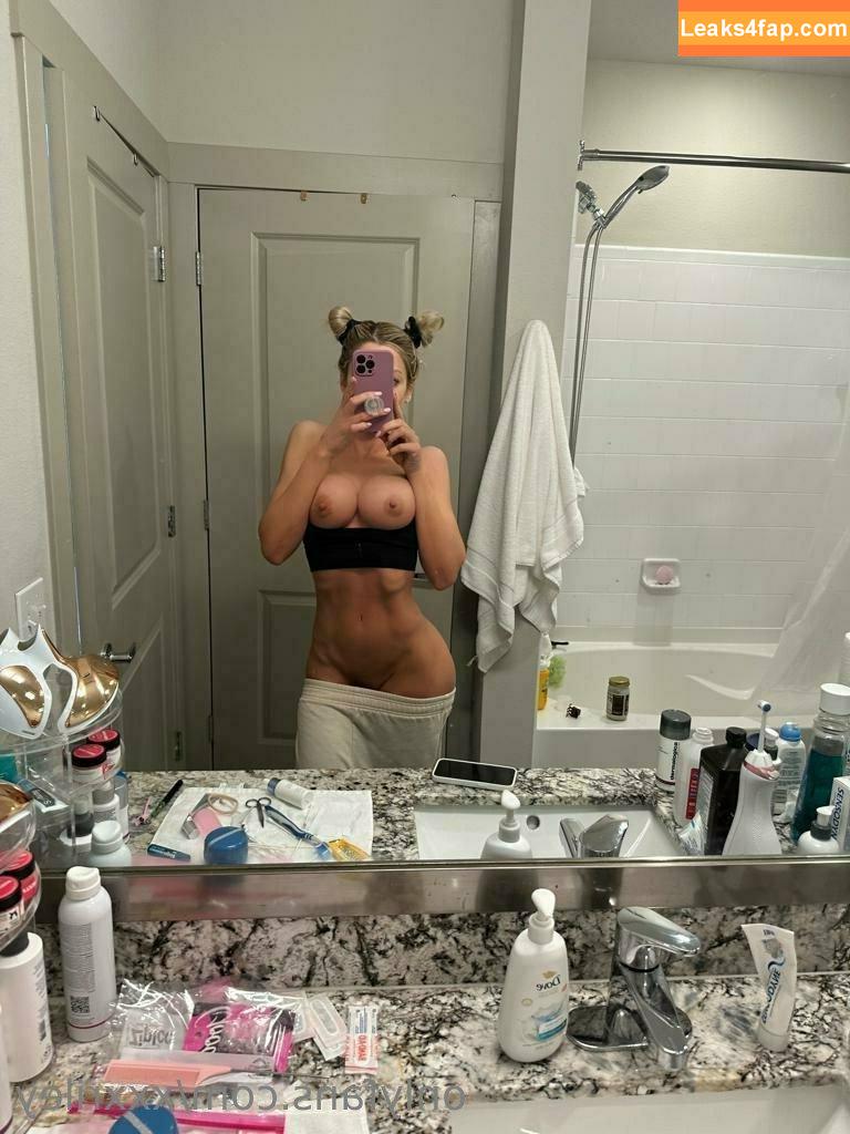 Riley Steele / rileyxinsta / xxxRiley слитое фото фото #0488