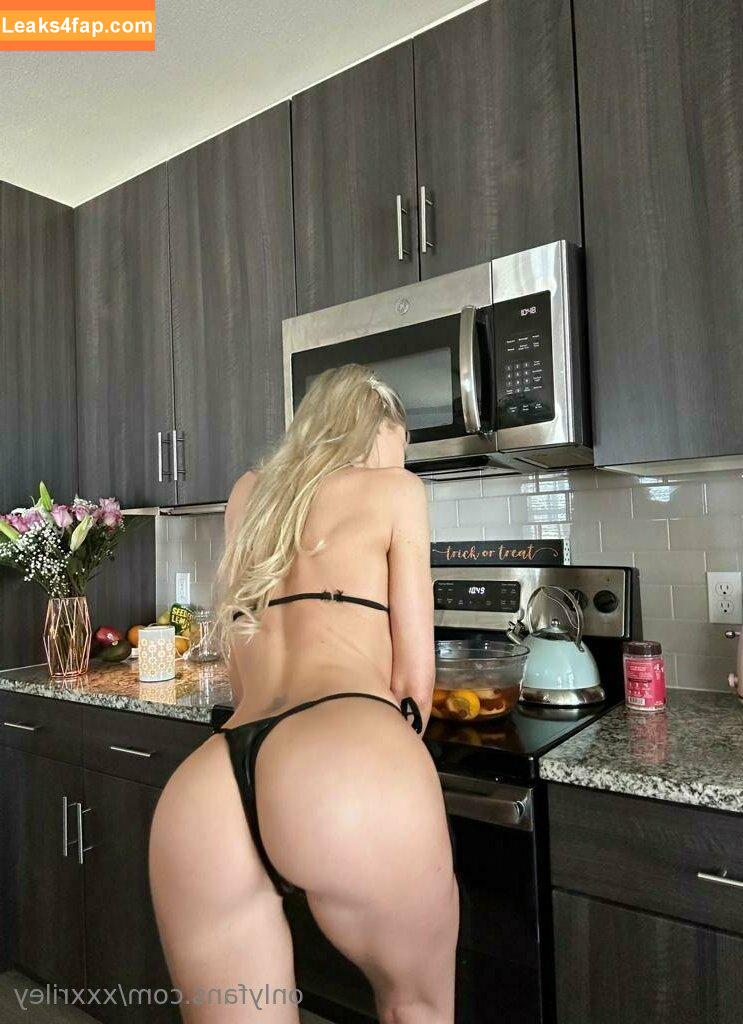 Riley Steele / rileyxinsta / xxxRiley слитое фото фото #0676