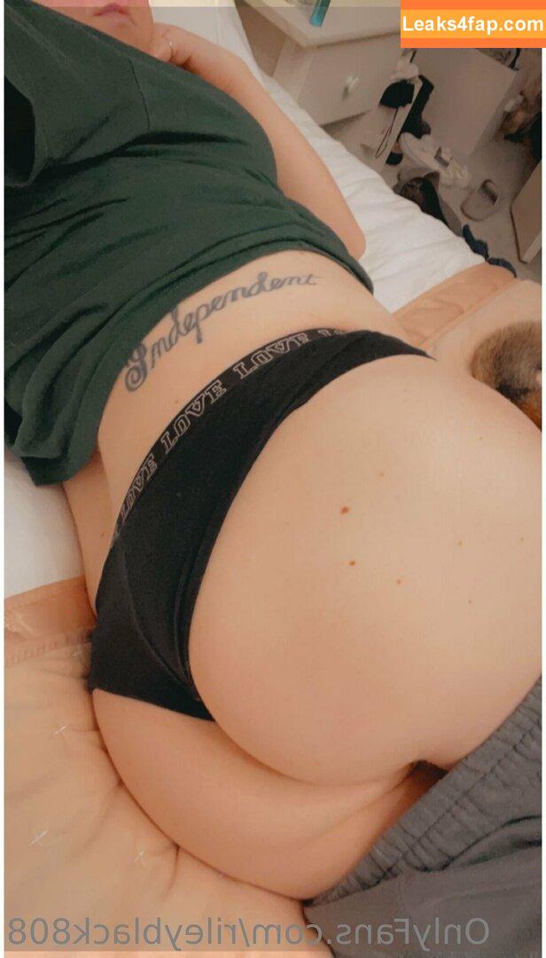 rileyblack808 / riley808 leaked photo photo #0009