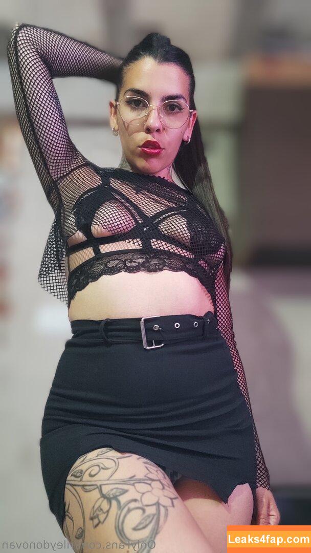 rileydonovan /  leaked photo photo #0003