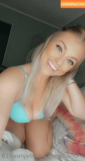 rileyreed18 photo #0035