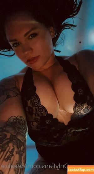 Rileyxoliz photo #0003