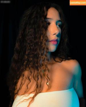 rina exclusive photo #0021