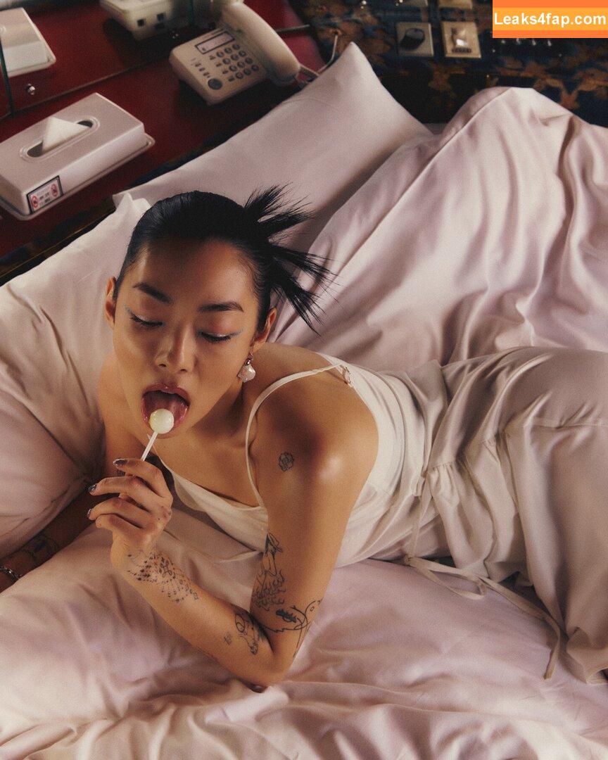 Rina Sawayama / rinasonline / soyjotaeme leaked photo photo #0100