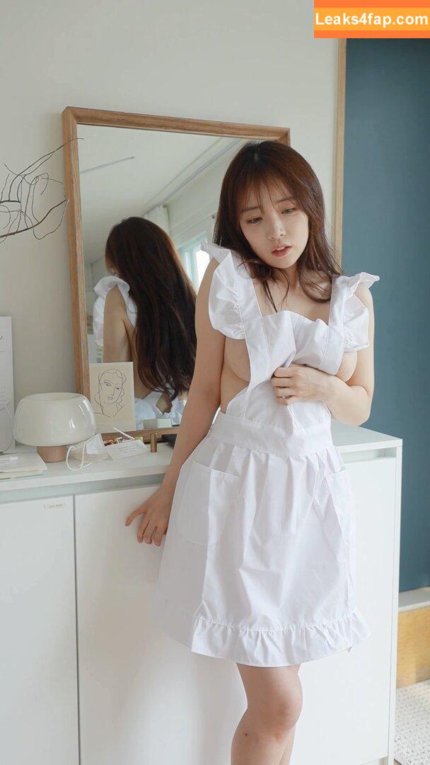 Rina / momorina / rina_sg / rinajvlog leaked photo photo #0034