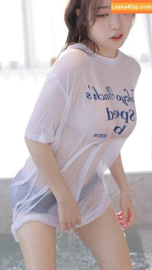 Rina photo #0108