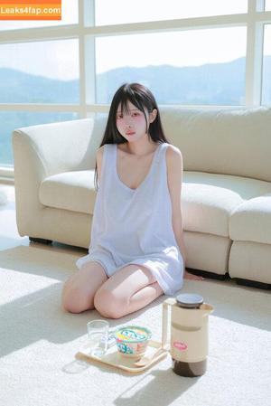 Rina photo #0557