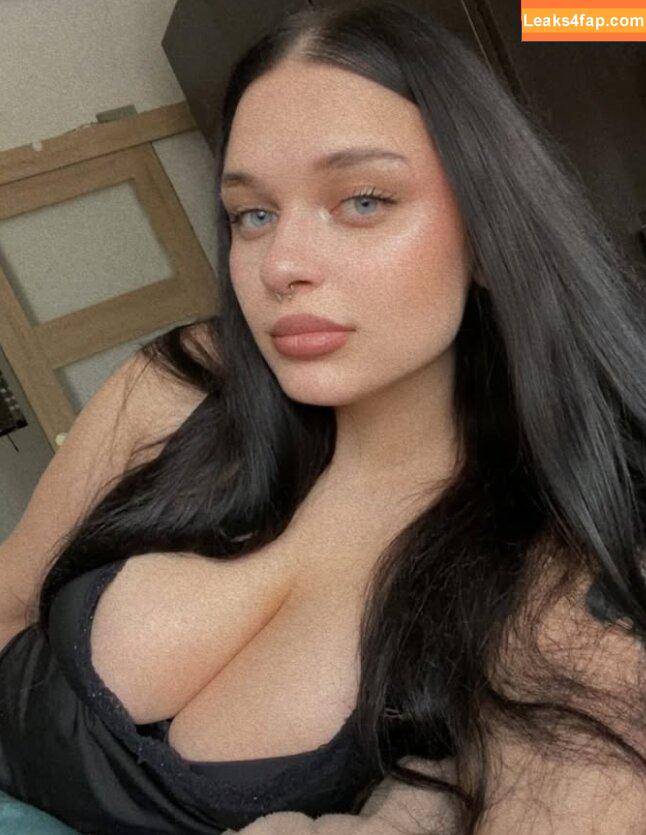 rinalluna / millkawway / rinaluna leaked photo photo #0001