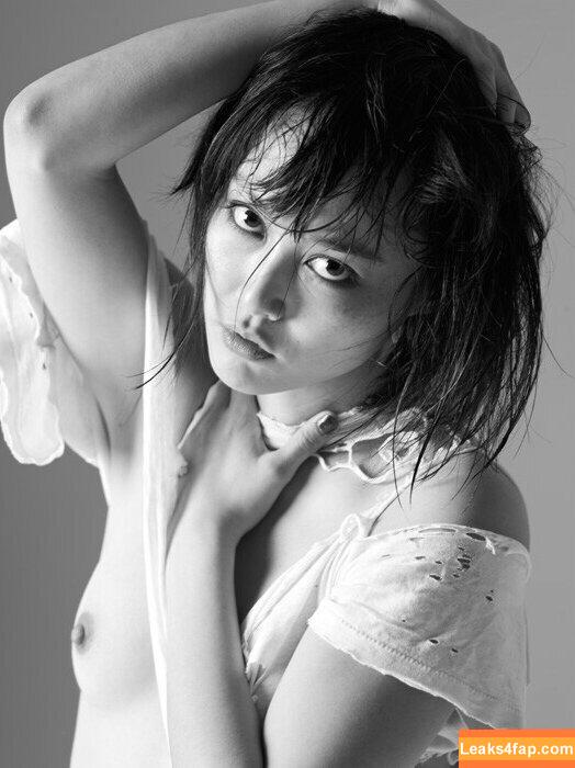 Rinko Kikuchi / rinkokikuchi слитое фото фото #0007