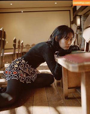 Rinko Kikuchi photo #0002