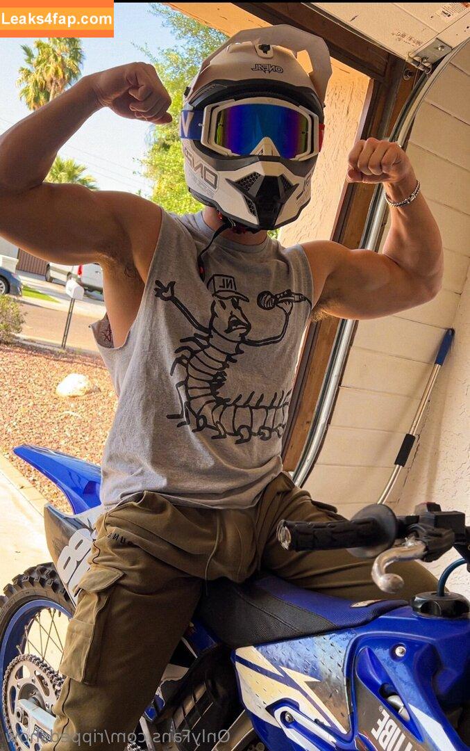 rippedshow /  leaked photo photo #0016