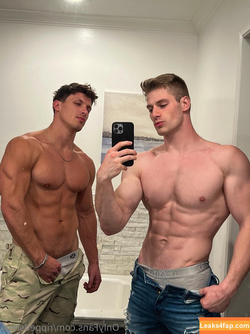 rippedshow /  leaked photo photo #0022