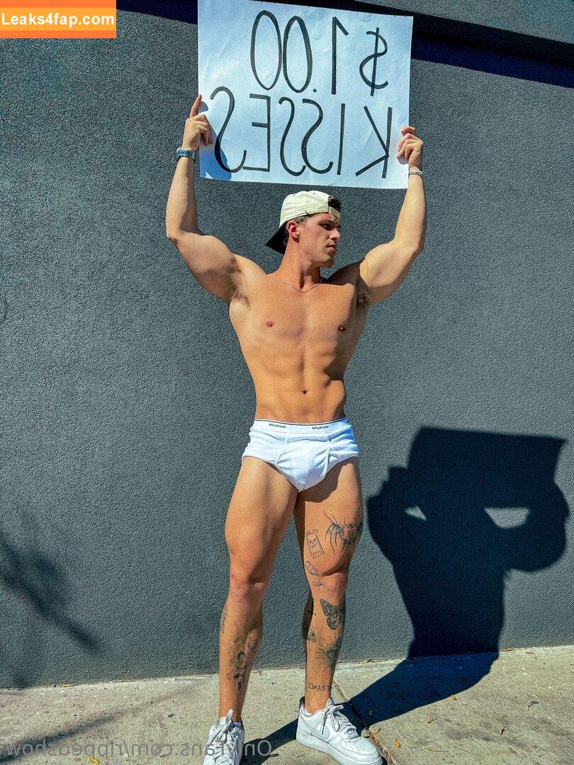 rippedshow /  leaked photo photo #0026