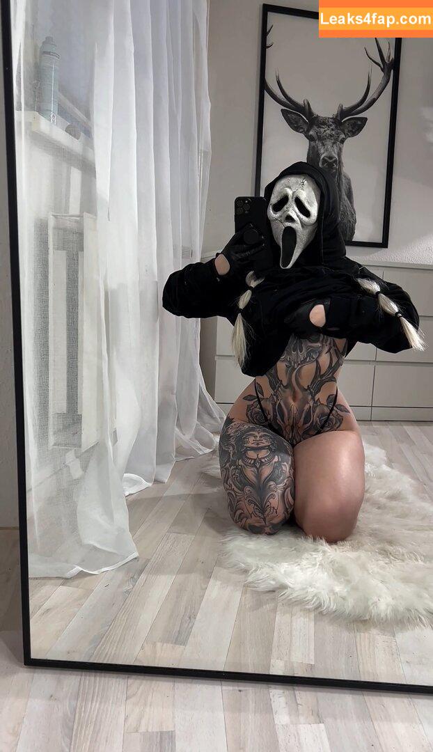 rirarays /  leaked photo photo #0001