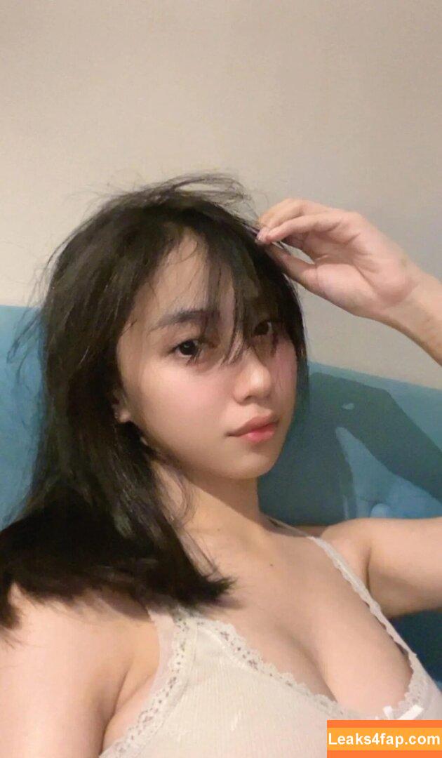 risaatjan / notriissaaa leaked photo photo #0039