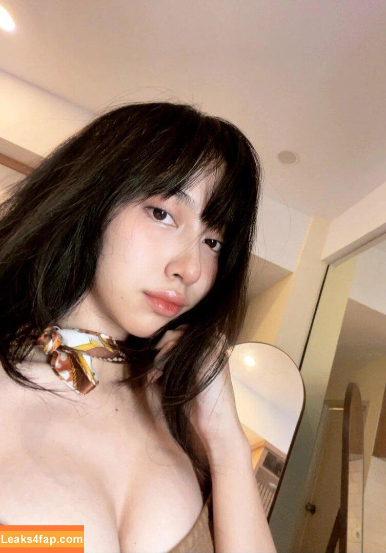 risaatjan / notriissaaa leaked photo photo #0040
