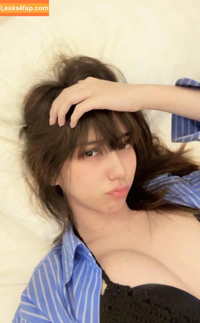 risaatjan / notriissaaa leaked photo photo #0043