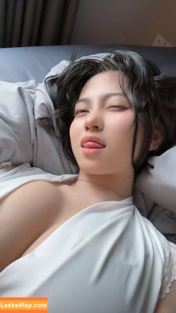 risaatjan / notriissaaa leaked photo photo #0048