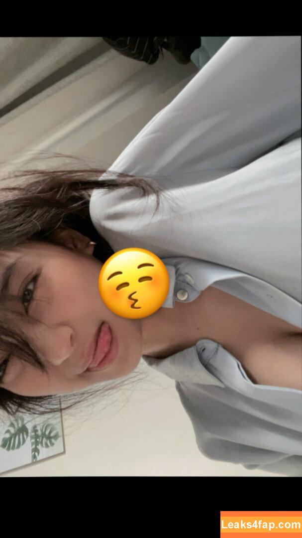 risaatjan / notriissaaa leaked photo photo #0058