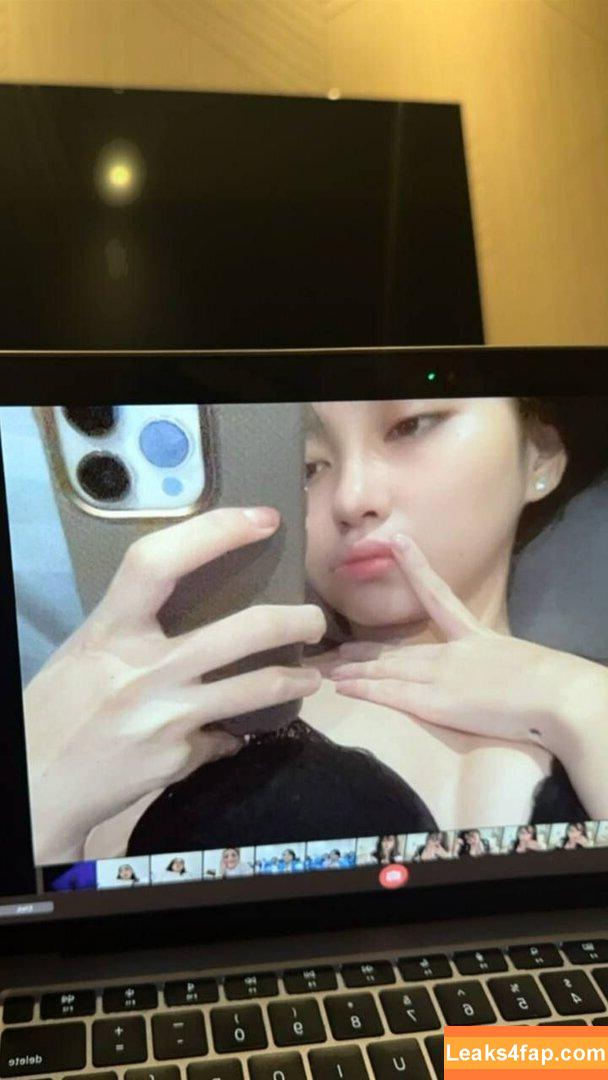 risaatjan / notriissaaa leaked photo photo #0094