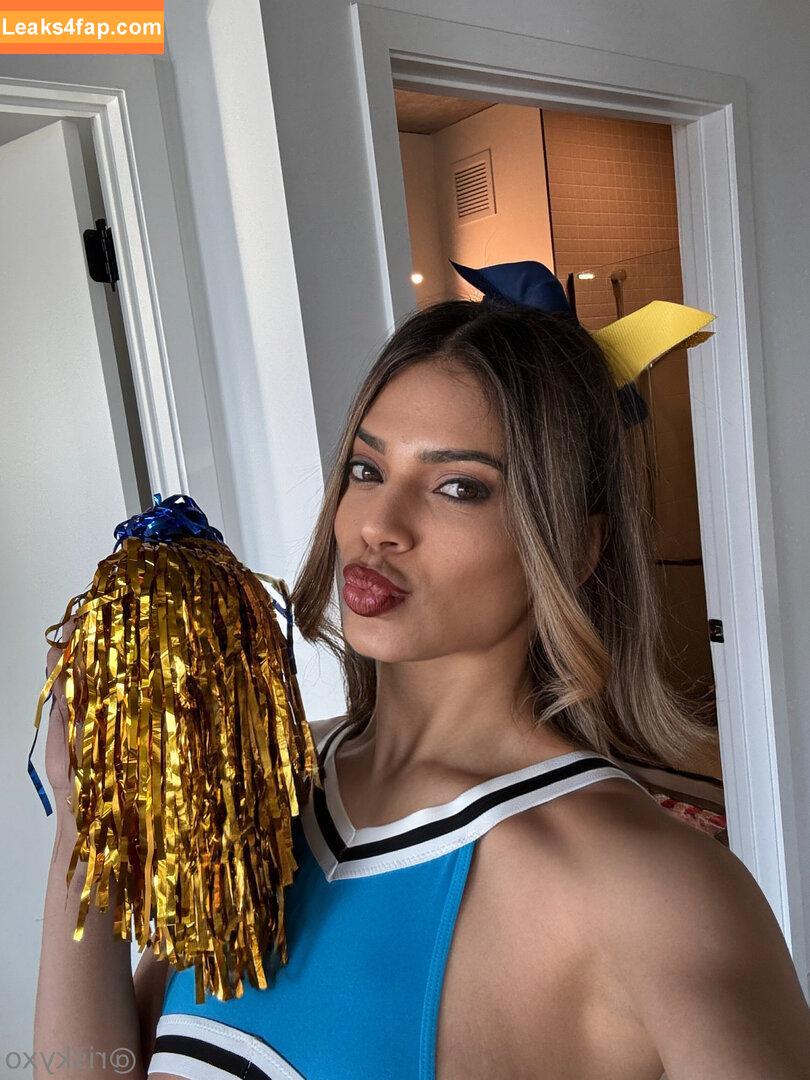 riskyxo / riskyxo_ leaked photo photo #0014