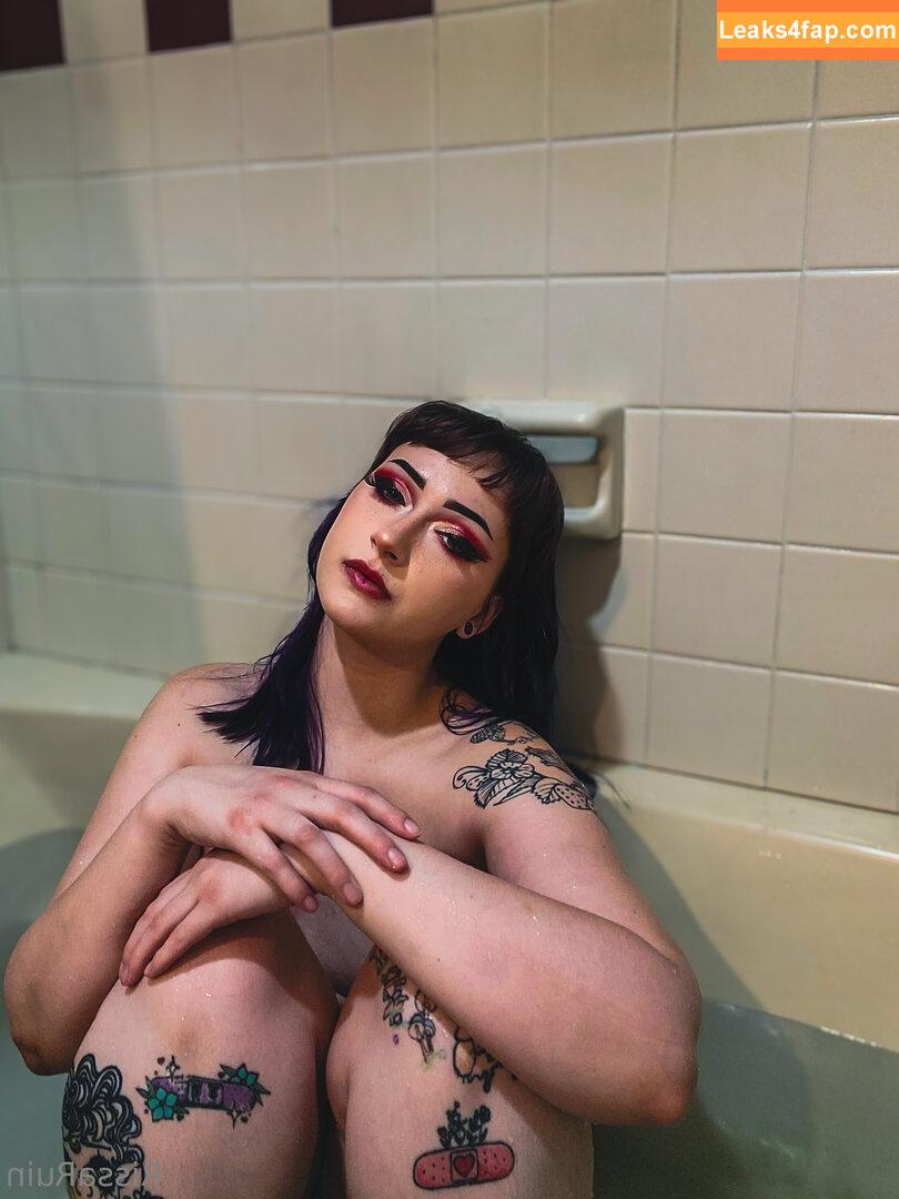 rissa.ruin /  leaked photo photo #0162