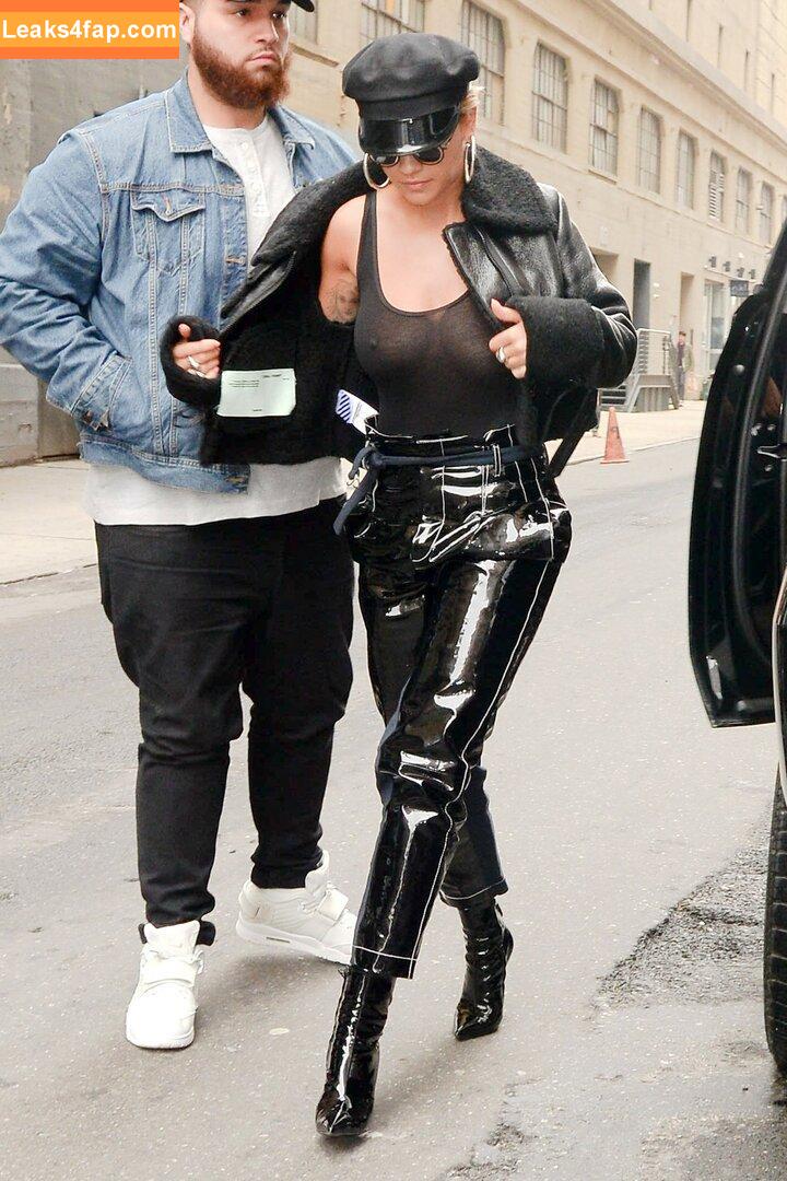Rita Ora / https: / ritaora leaked photo photo #0575