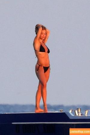 Rita Ora photo #5556