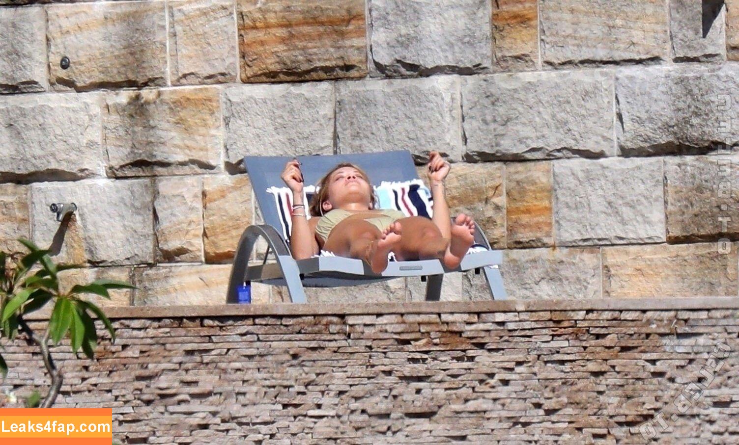 Rita Ora / https: / ritaora слитое фото фото #6125