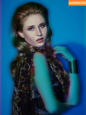 Rita Volk photo #0049