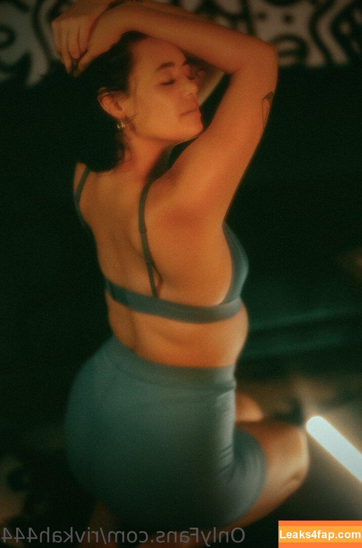 Rivkah / rivkah444 / rivkah_bellydance leaked photo photo #0020