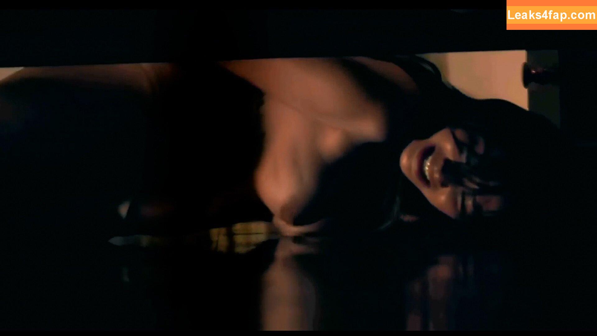 Robb Guinto / rblyngnt leaked photo photo #0041