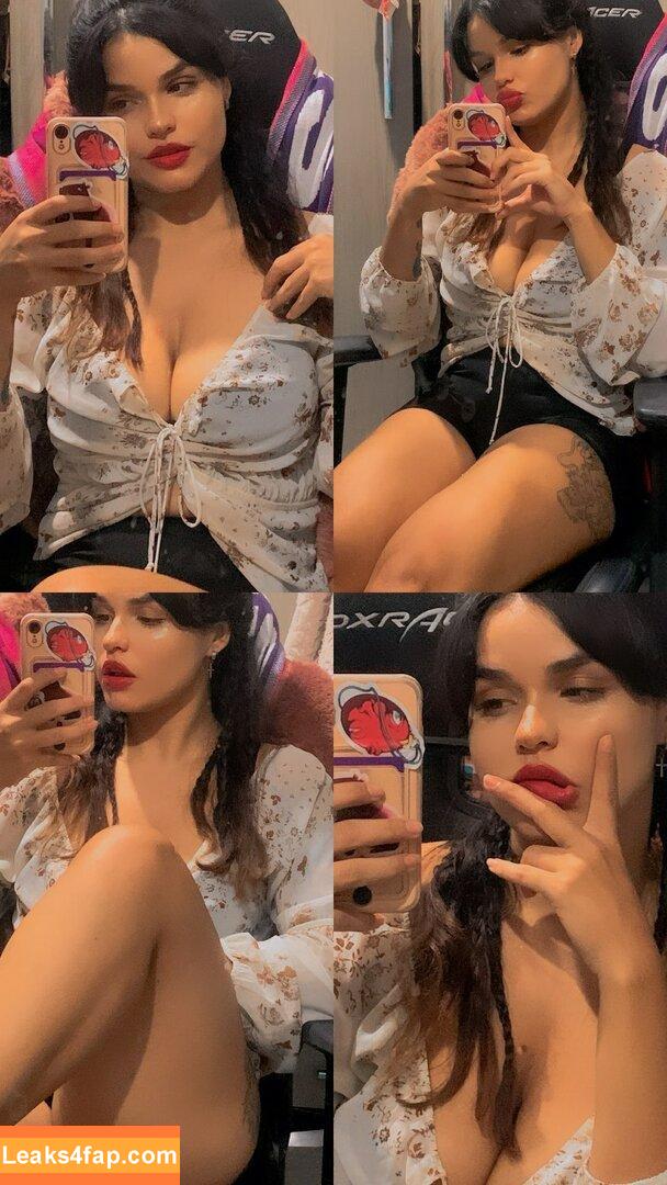Robertinha / Roberta D'Brito / robertadbrito leaked photo photo #0026