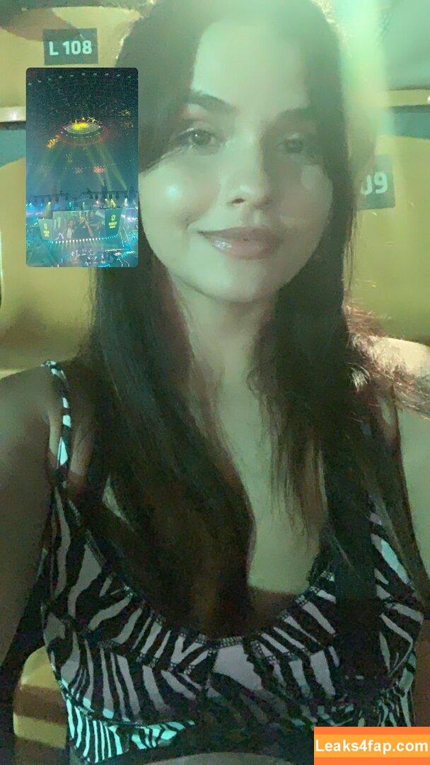 Robertinha / Roberta D'Brito / robertadbrito leaked photo photo #0035