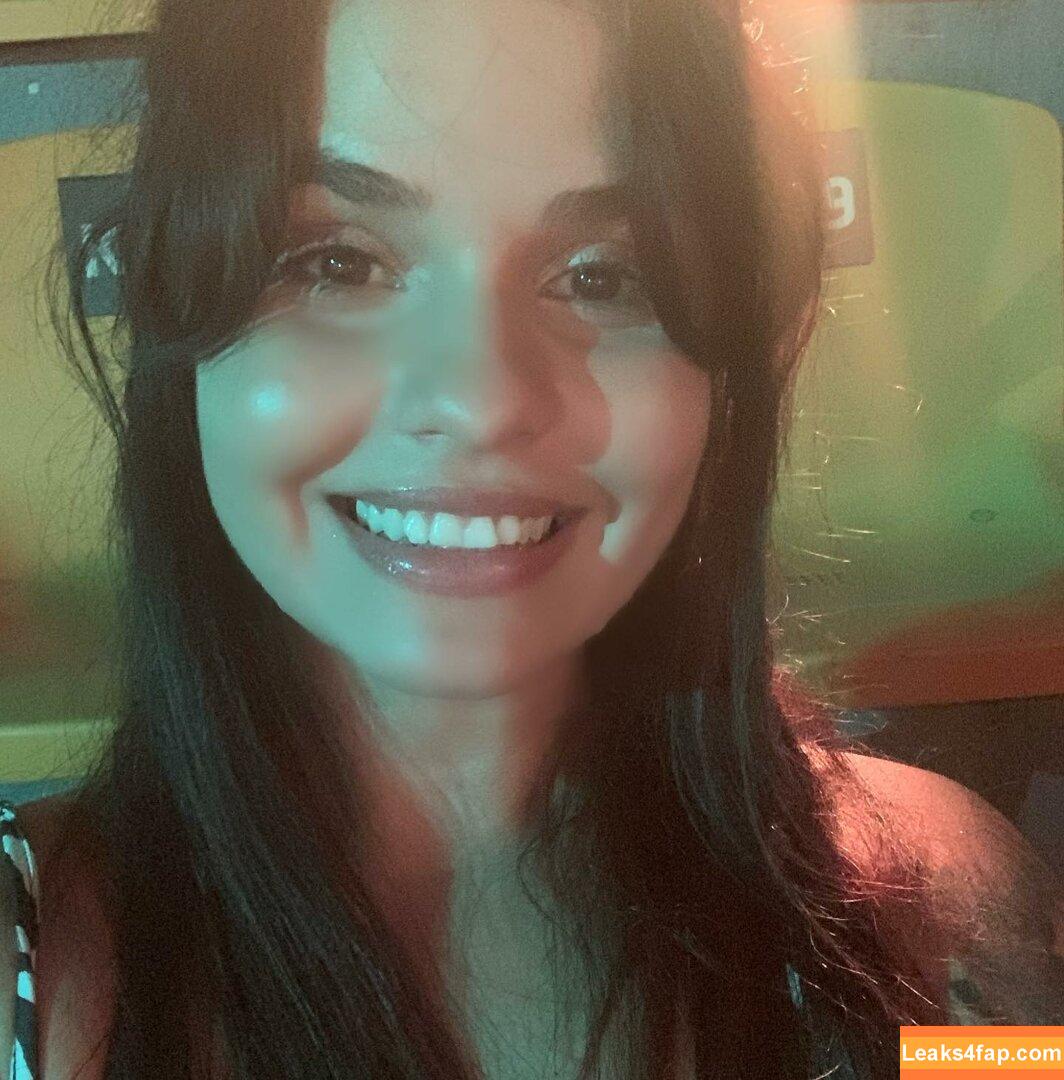 Robertinha / Roberta D'Brito / robertadbrito leaked photo photo #0041