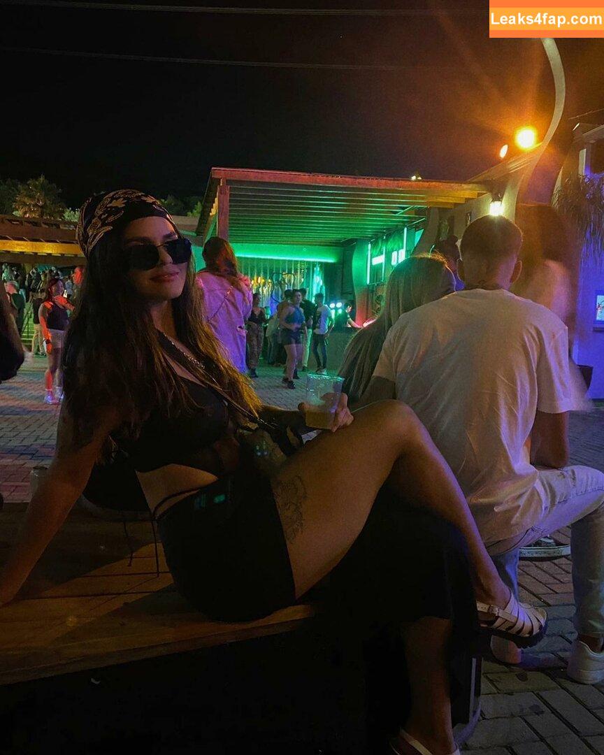 Robertinha / Roberta D'Brito / robertadbrito leaked photo photo #0061