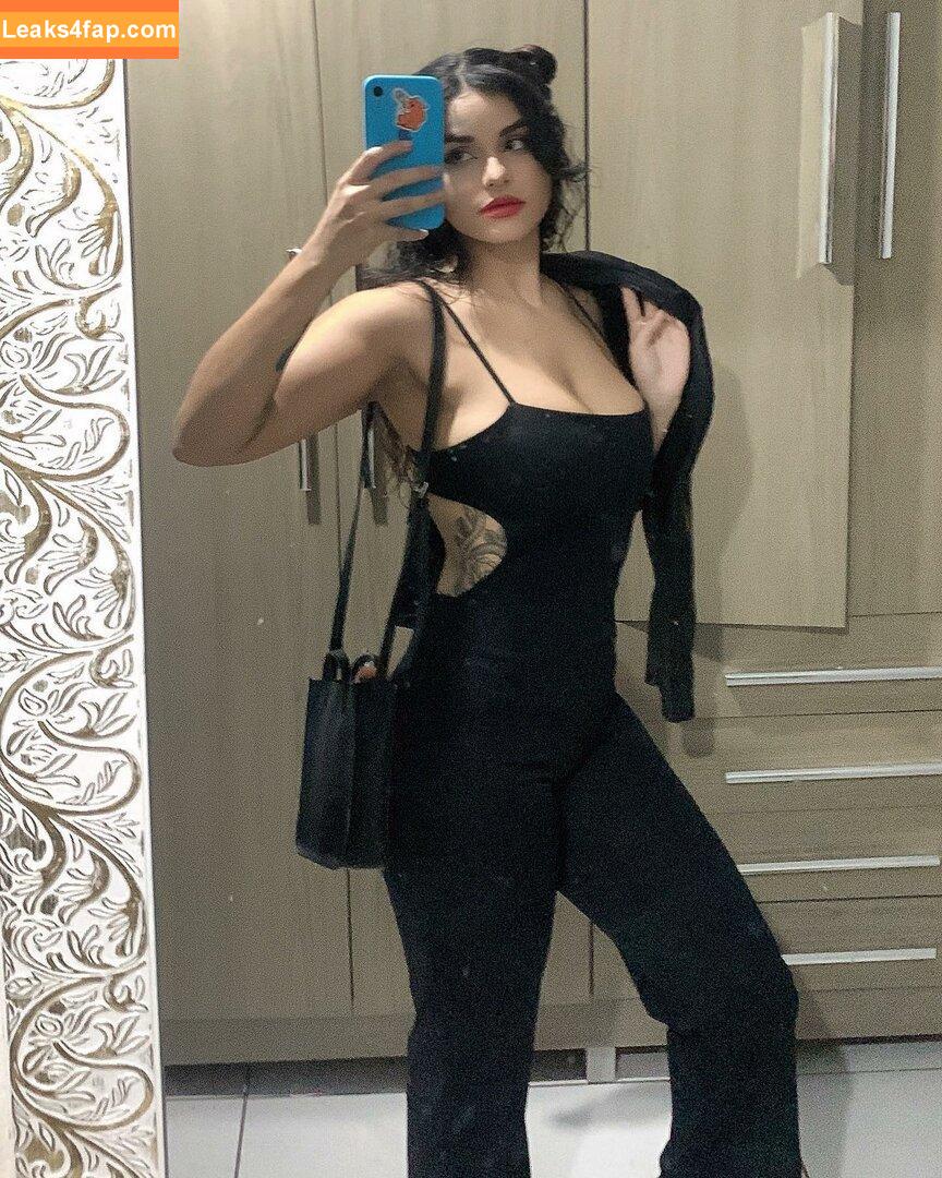 Robertinha / Roberta D'Brito / robertadbrito leaked photo photo #0135