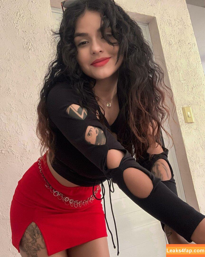 Robertinha / Roberta D'Brito / robertadbrito leaked photo photo #0142