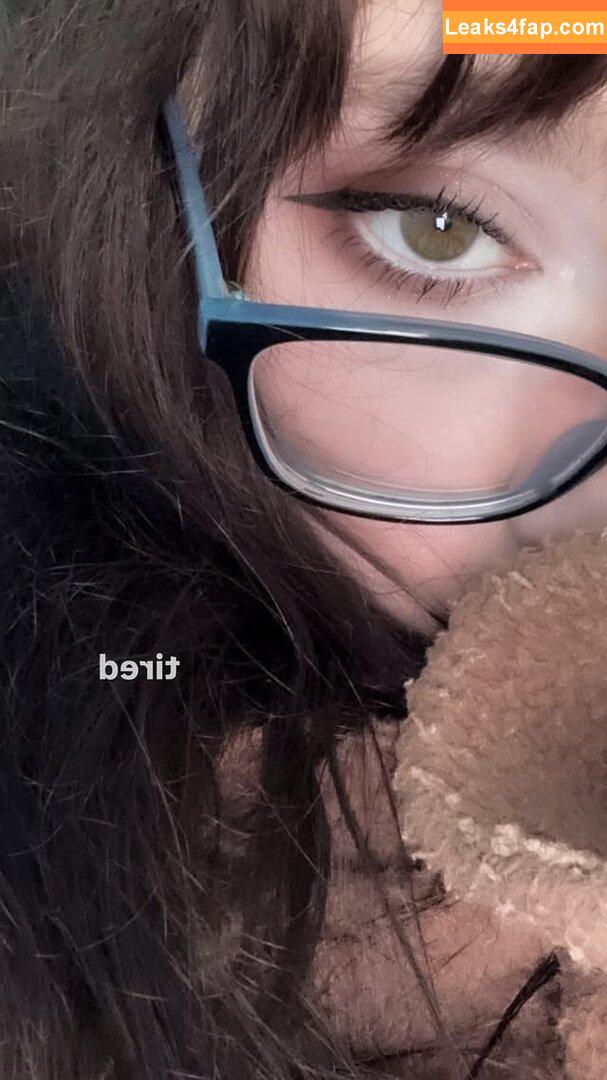 Robyn / robynsnotreal / rrr0byn / therealredrobyn leaked photo photo #0569