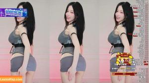 Rockpuppysing photo #0077