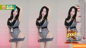 Rockpuppysing photo #0081