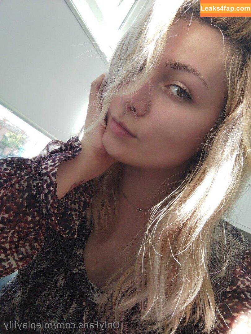 roleplaylily / cheerfullytanm / the.eah.lily слитое фото фото #0215