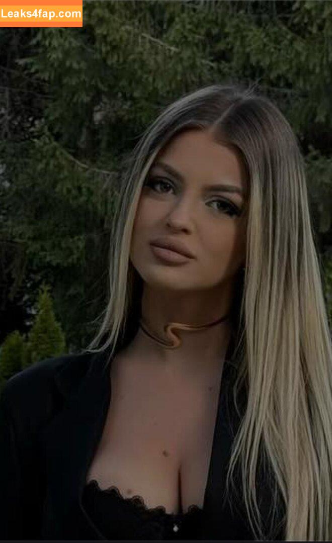 Romanian Girls / emakarter1 / romanian_instagirls leaked photo photo #0028